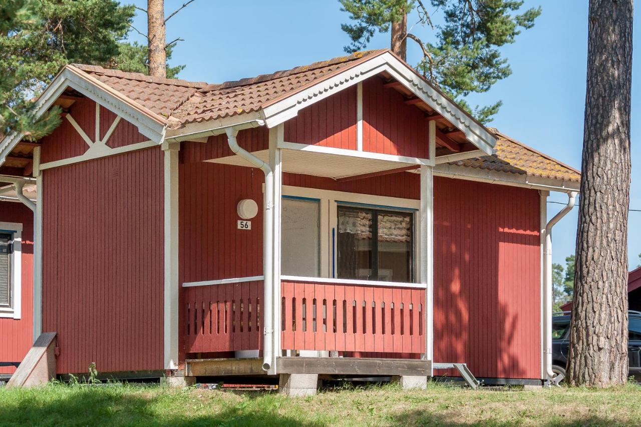 Отель First Camp Siljansbadet - Raettvik Экстерьер фото