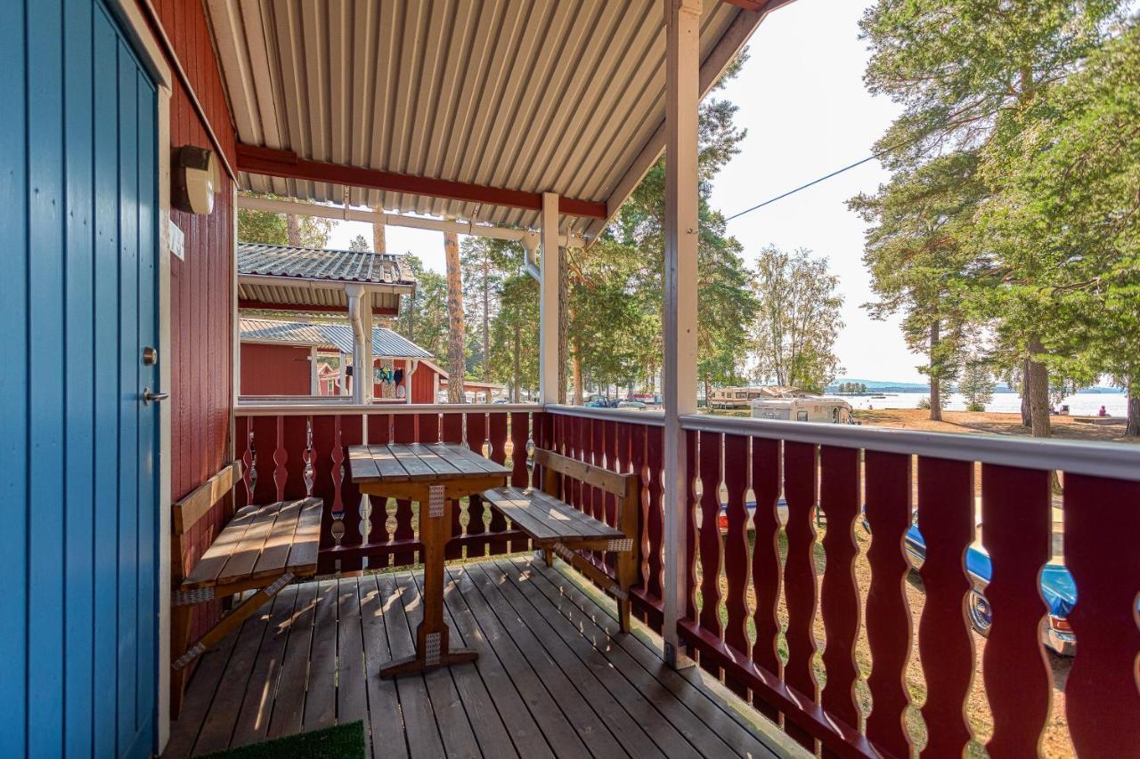 Отель First Camp Siljansbadet - Raettvik Экстерьер фото