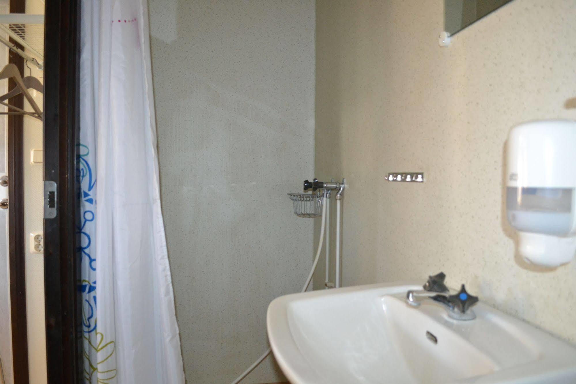 Отель First Camp Siljansbadet - Raettvik Экстерьер фото