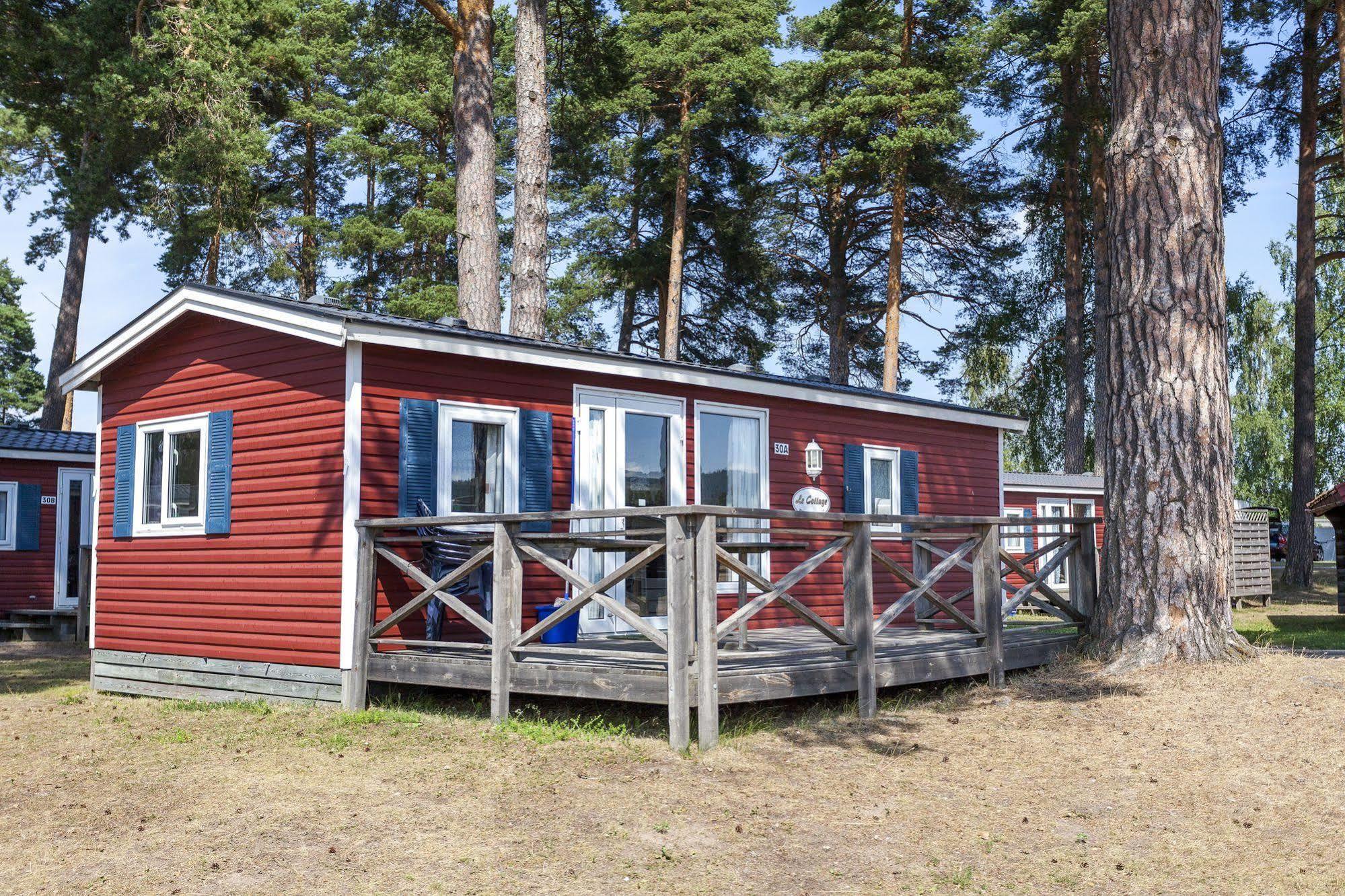 Отель First Camp Siljansbadet - Raettvik Экстерьер фото